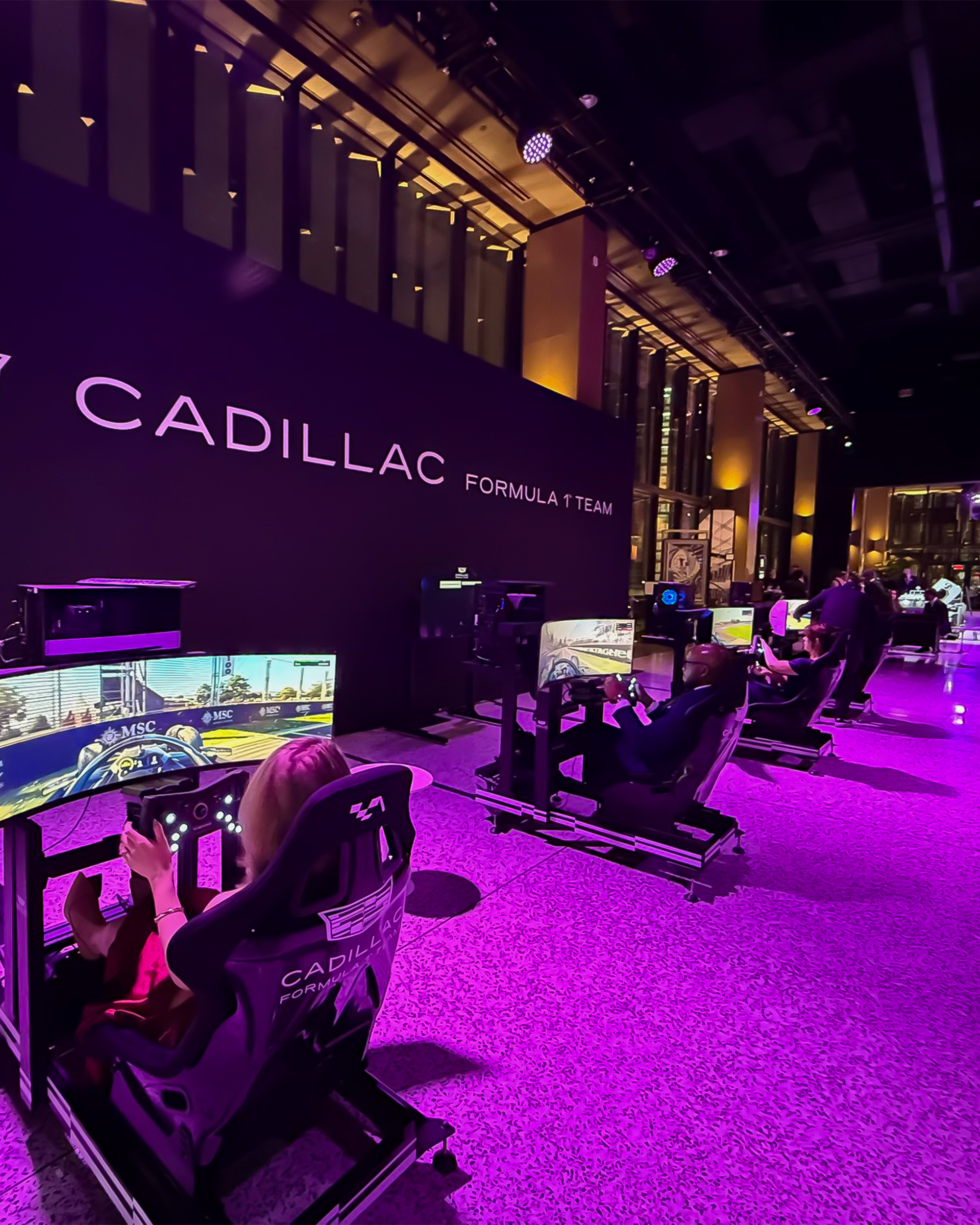 Cool Performance racing simulator retnal for Cadilac Formula 1 Team