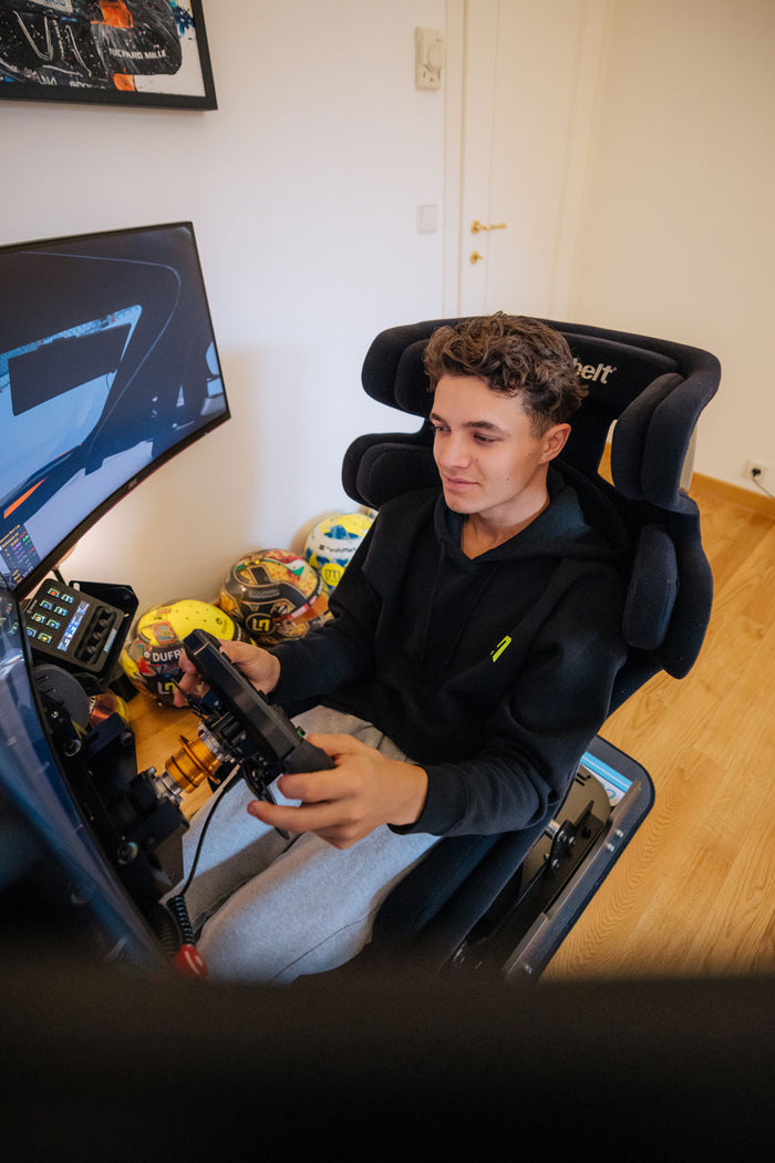 Lando Norris F1 & GT Simulator | Lando's Professional Sim Rig & Career ...