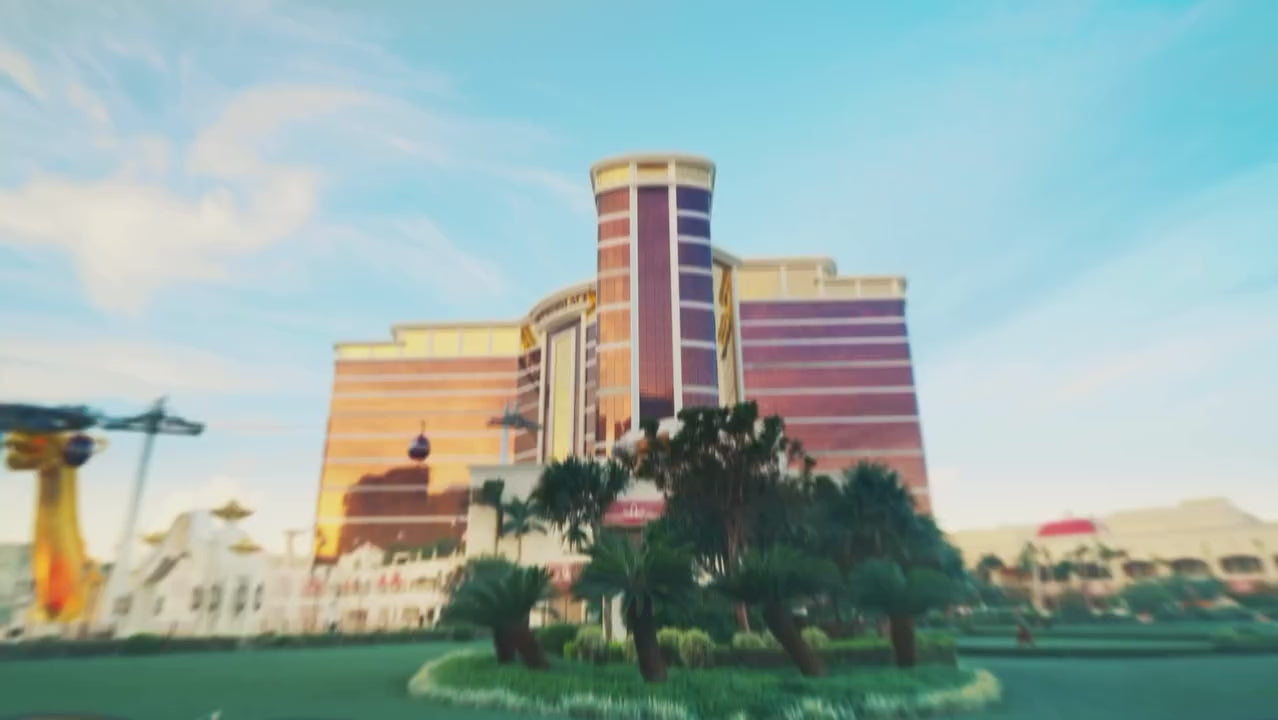 Load video: The Wynn Palace Hypercar Exhibition used Cool Performance Sim Hire to entertain guests and create an immersive experience